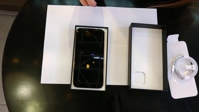 Распаковка IPhone 12 Pro 256 Gb Золотой. Покупка в Apple store. Чехлы на айфон 12 про смотреть онлайн