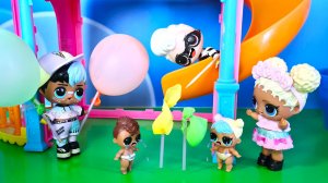 КТО ЛОПАЕТ😡😲 НАШИ ШАРИКИ🎈🎈 Куклы ЛОЛ сюрприз семейка Цветочка и Гая мультики ДАРИНЕЛКА
Даринелка