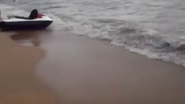 Паттайя, пляж Джомтьена. Февраль 2012.