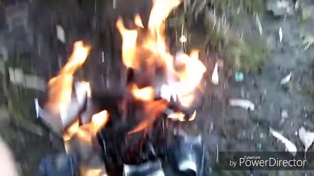 Поджог 7 коробков спичек! смотреть онлайн