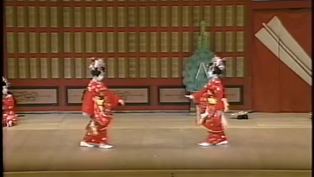 Nihon Buyo 　日本舞踊　羽根の禿 смотреть онлайн