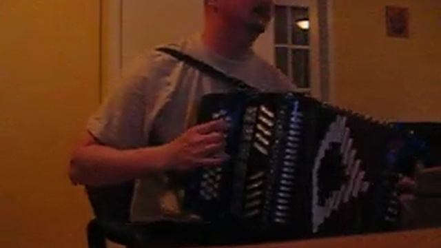 Newfoundland Button Accordion Music Tiny Red Light смотреть онлайн