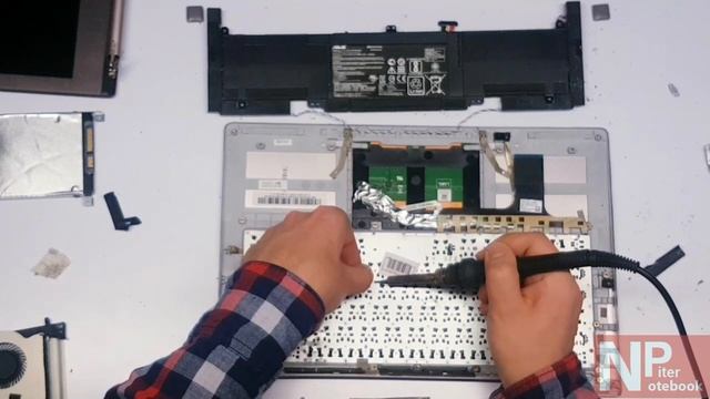 Замена клавиатуры на ноутбуке Asus UX303 UX305. смотреть онлайн