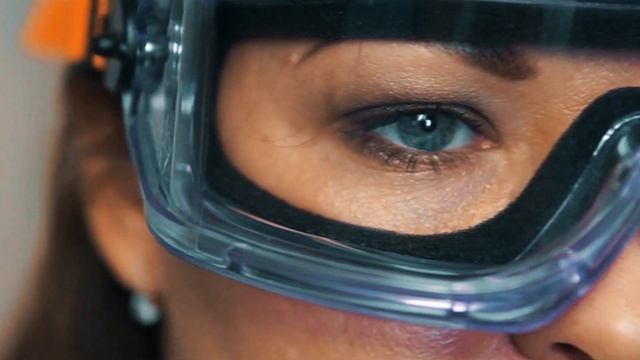 "Строительные очки" смотреть онлайн