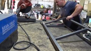 Откидной стол на дачу своими руками