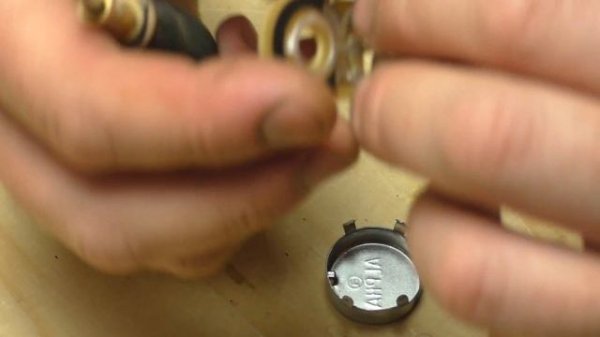 Потенциометры ALPHA vs CTS