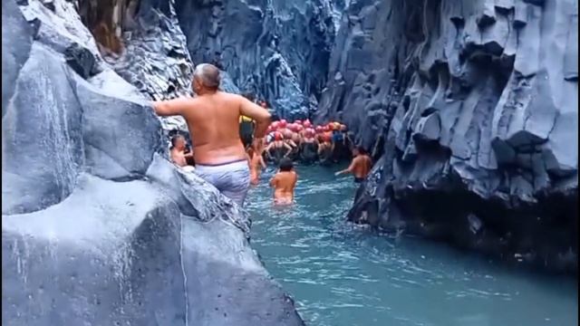 #Прорыв#течение#река#продолжени#базальт# смотреть онлайн