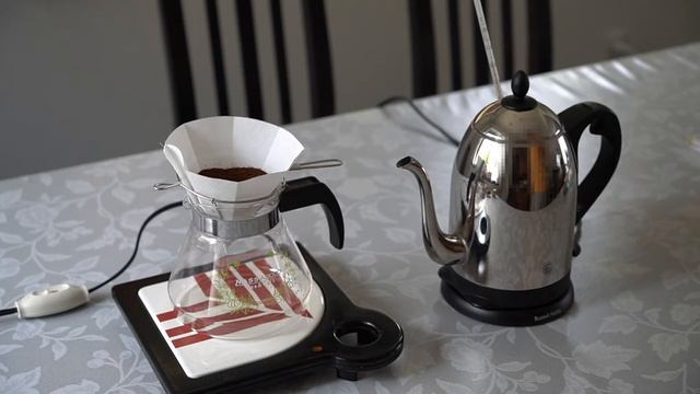 電気ケトル　ラッセルホブス カフェケトル Russell Hobbs Cafe Kettle は、コーヒー抽出にベストチョイス。　入れ方は「松屋式」です。 смотреть онлайн