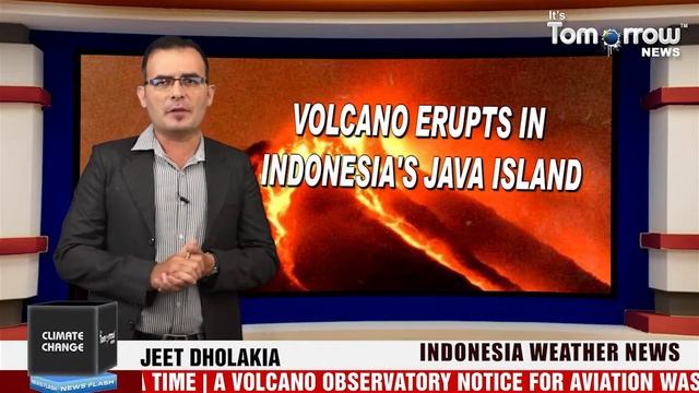 Volcano erupts in Indonesia's Java Island, triggering aviation warning смотреть онлайн