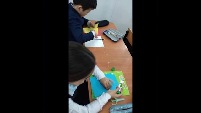 Ашық сабақ 4 сынып Көркем еңбек."Ашық хаттарды безендіру өнері". смотреть онлайн