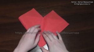 Как красиво сложить салфетки Сердечком [Оригами из салфеток]
