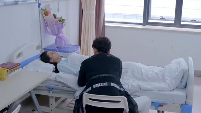 歹徒挾持小孩當人質，不料功夫美女一個翻身，徒手製服歹徒！救出人質！ep34 смотреть онлайн