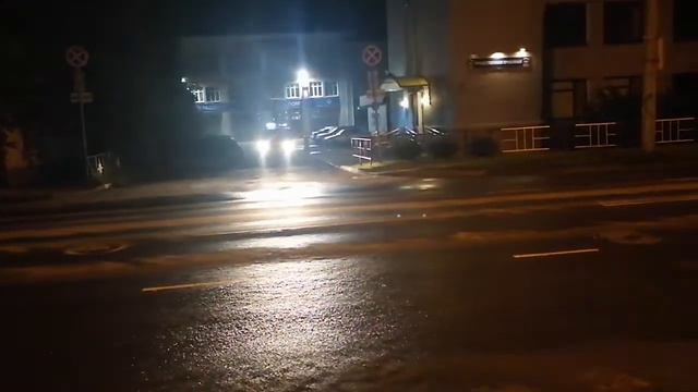 СПТ выезжает на ночной пожар Вологда ПЧ-1 смотреть онлайн