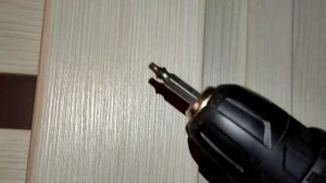 Как выкрутить сорванный шуруп при помощи экстрактора