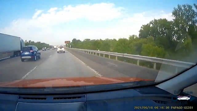 Bad Drivers USA & Canada , Hit and Run, Brake check, Road Rage, Instant Karma, Car Crash 2021 #108 смотреть онлайн