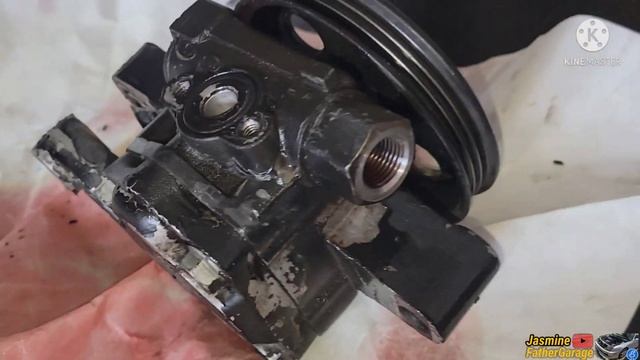 How to Adjust Power Steering Pump Belt! On a Hyundai Tucson/Kia Sportage 2.0L смотреть онлайн