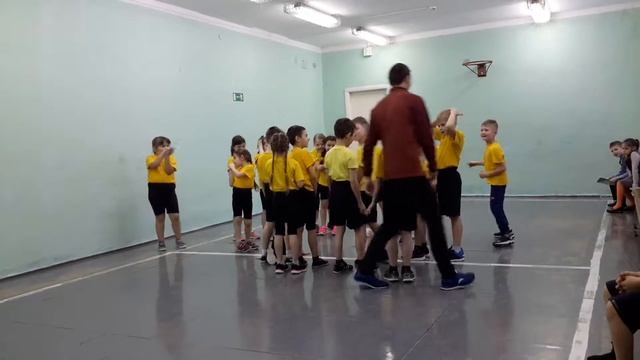 Физкультура .игра "рыбки и камешки" смотреть онлайн