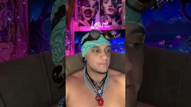 Как Намекнуть Девушке На Кардио. Стрим В Тик Ток смотреть онлайн