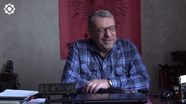 Девятов А.П. Земля республики Крым в залоге! смотреть онлайн