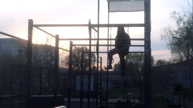 ЭТО САМОЕ ПОНЯТНОЕ ВИДЕО ПРО ТУРНИК! ОБЗОР НА ЛУЧШИЙ ТУРНИК В НАШЕМ ГОРОДЕ! (ЧАСТЬ 1) ★ смотреть онлайн