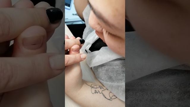 Дизайн ногтей Цирюльник