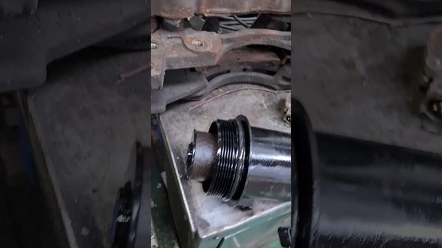 2015 IVECO DAILY FUEL FILTER REPLACEMENt. Forgive The Messy End?