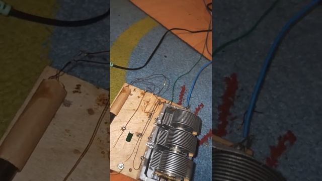 Детекторный радиоприемник. Прием станции радио Рим. смотреть онлайн