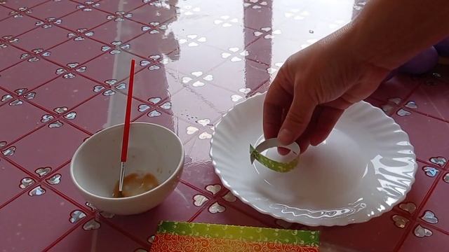 Тестируем пищевой краситель для яиц, купленный в Фикспрайсе смотреть онлайн