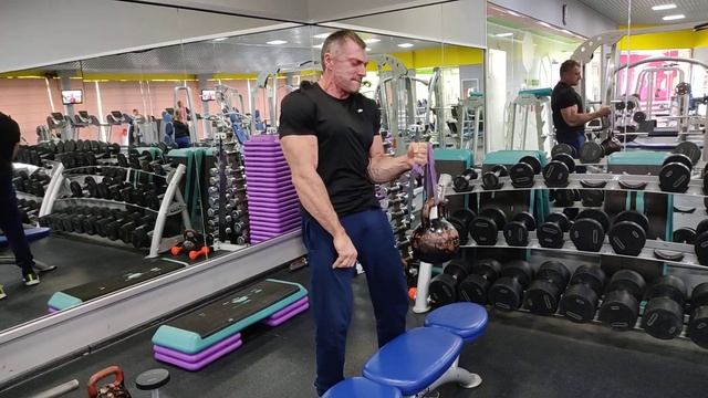 32 на плечелучевую через пальцы смотреть онлайн