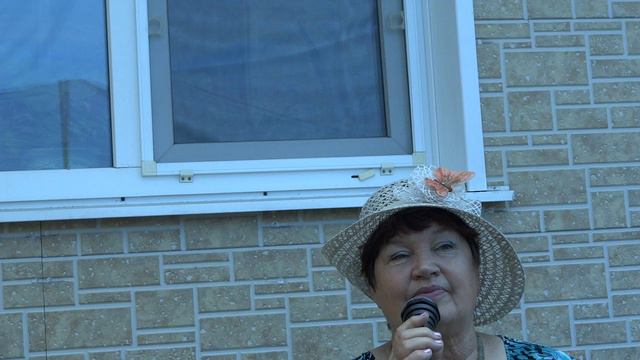 поёт Лариса Иваненко смотреть онлайн
