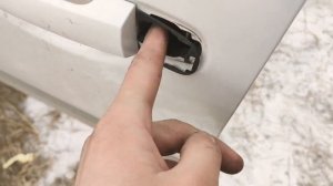 Не открывается дверь автомобиля ни снаружи, ни снутри! Toyota Corolla axio 2009.ремонт замка двери.