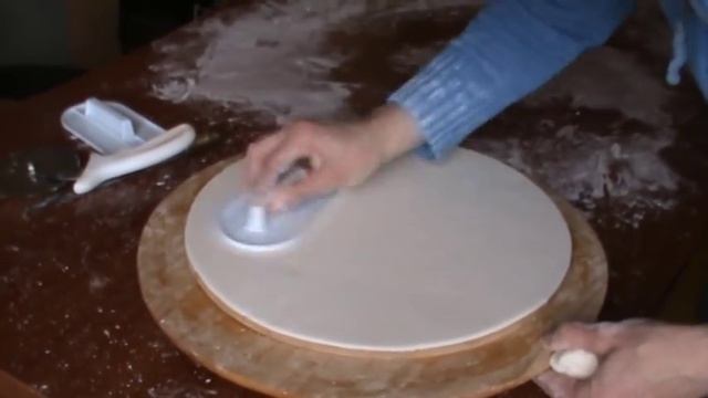 Свадебный торт своими руками-  Учимся украшать Свадебный торт домашней мастикой