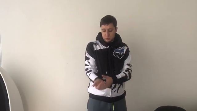 Наш покупатель делится впечатлениями о новых толстовках смотреть онлайн