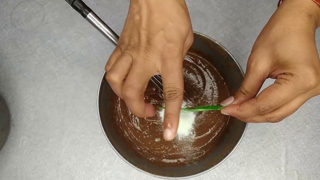 Happy Happy Biscuit Cake in Pressure Cooker Recipe| No Egg, No Baking powder, No Butter| Super Tast смотреть онлайн