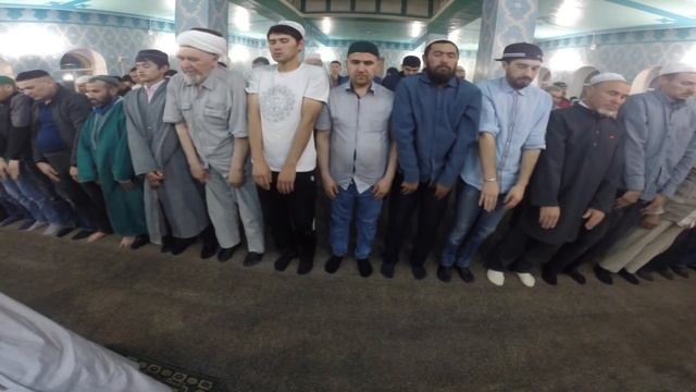 Таравих намаз в соборной мечети "Таква" г. Сибай, 23 июня 2017 года смотреть онлайн