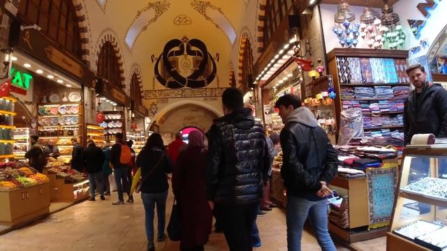Капалъ Чарши отблизо / Египетски пазар , Парк Гюлхане , Топкапъ сарай , Света София + бонус видео смотреть онлайн