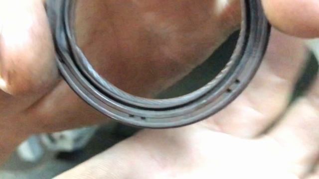 Замена лобового сальника (сальник маслонасоса) и ремня привода навесных агрегатов Тойота Харриер. смотреть онлайн