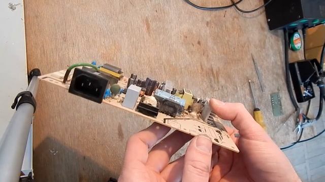 Ремонт монитора в реальном времени. Испытание. смотреть онлайн