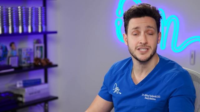 Doctor Reacts To Try Guys | Ned's Knee Surgery смотреть онлайн