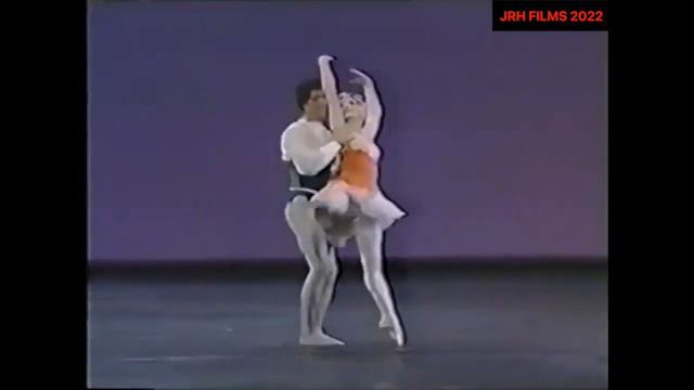 Marion Tait and Carl Myers - ‘Solitaire’ (Chore: Kenneth MacMillan) смотреть онлайн