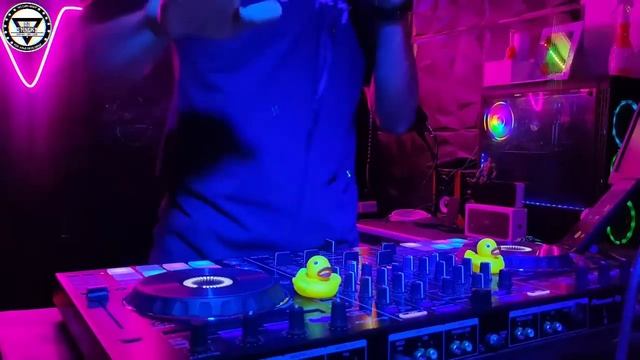 DJ Jungle Dutch Terbaru 2022 | DJ Tokyo Drift Remix Bass Beton Jungle Dutch Viral Tik Tok #AYIN смотреть онлайн