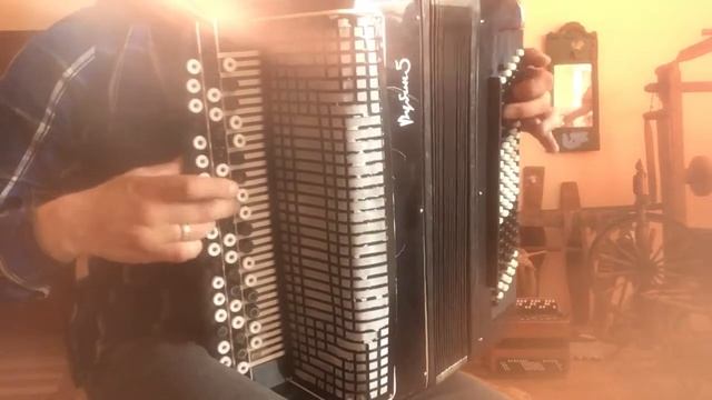 Ой до чего красивые поля(Колхозная)«Гр.Белый день»… смотреть онлайн