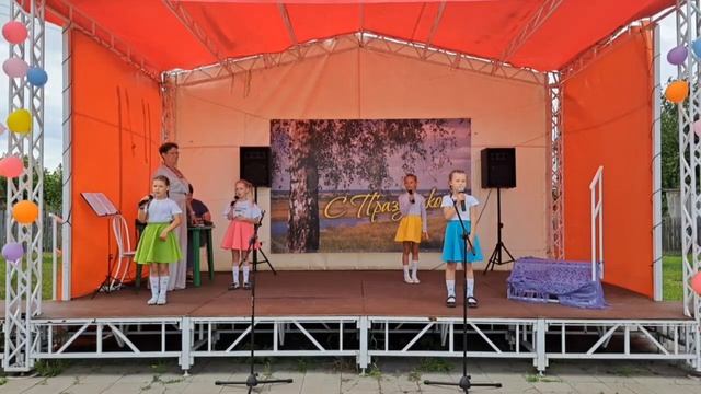 Вокально танцевальная группа "Детки - конфетки" ДК с.Новошилово "Тик-так ходики" смотреть онлайн