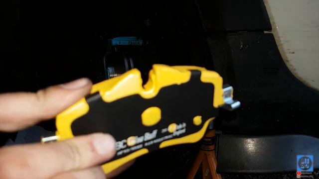 Mini Cooper S F56 Brake discs and pads HOW TO/ INSTALL/ UPGRADE смотреть онлайн