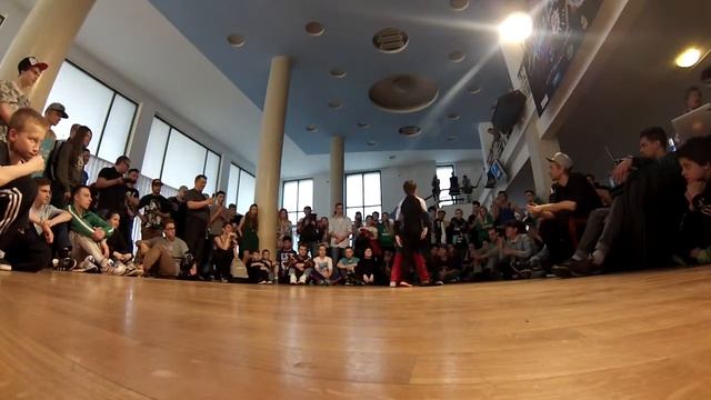 ЯШИНА КРИСТИНА (DOMINANT CREW) VS САНЁК | 1/4 ФИНАЛА | ROCKETS CITY BATTLE 5 | КОРОЛЕВ смотреть онлайн