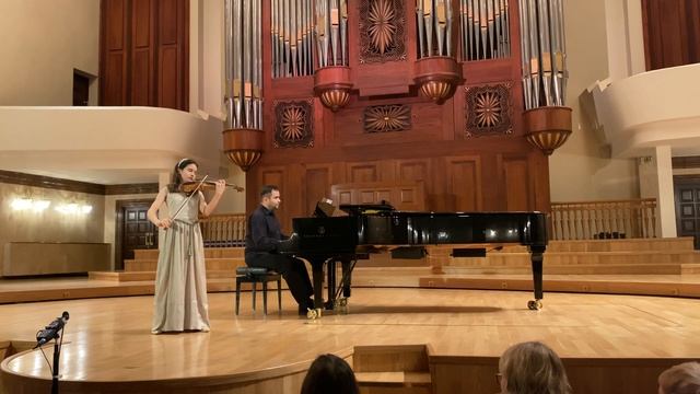 Sibelius Nocturne Op 51 No 3 from Belshazzar's Feast, Taira Mingazova, violin смотреть онлайн