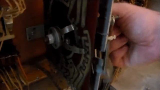 Williams Space Odyssey EM Pinball Machine Repair Part 2 - Cleaning Switches смотреть онлайн