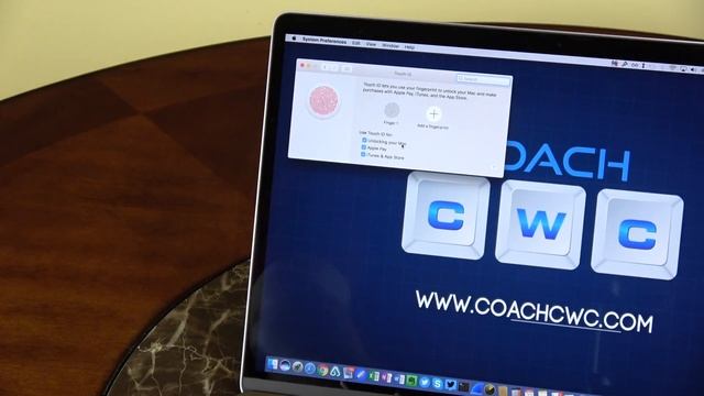 MacBook Pro 15 Touch Bar 2016 Review vs MacBook Pro 13 - Which One Should You Get? смотреть онлайн