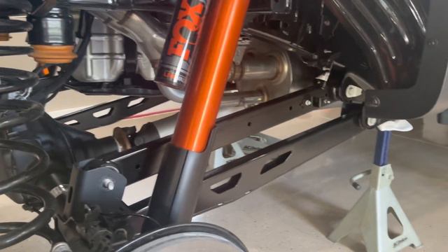 2022 Raptor 5-link suspension arm install. смотреть онлайн