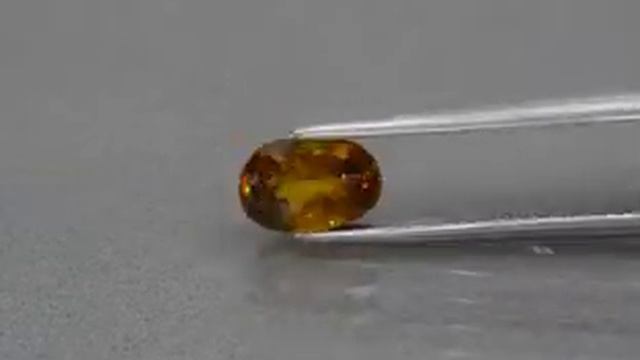 Камень Сфен натуральный с высокой дисперсией 1.09 карат арт 29947 смотреть онлайн